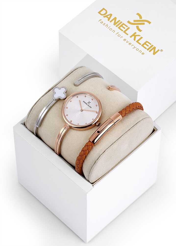Kadınlar için En Şık Rose Gold Saat Modelleri